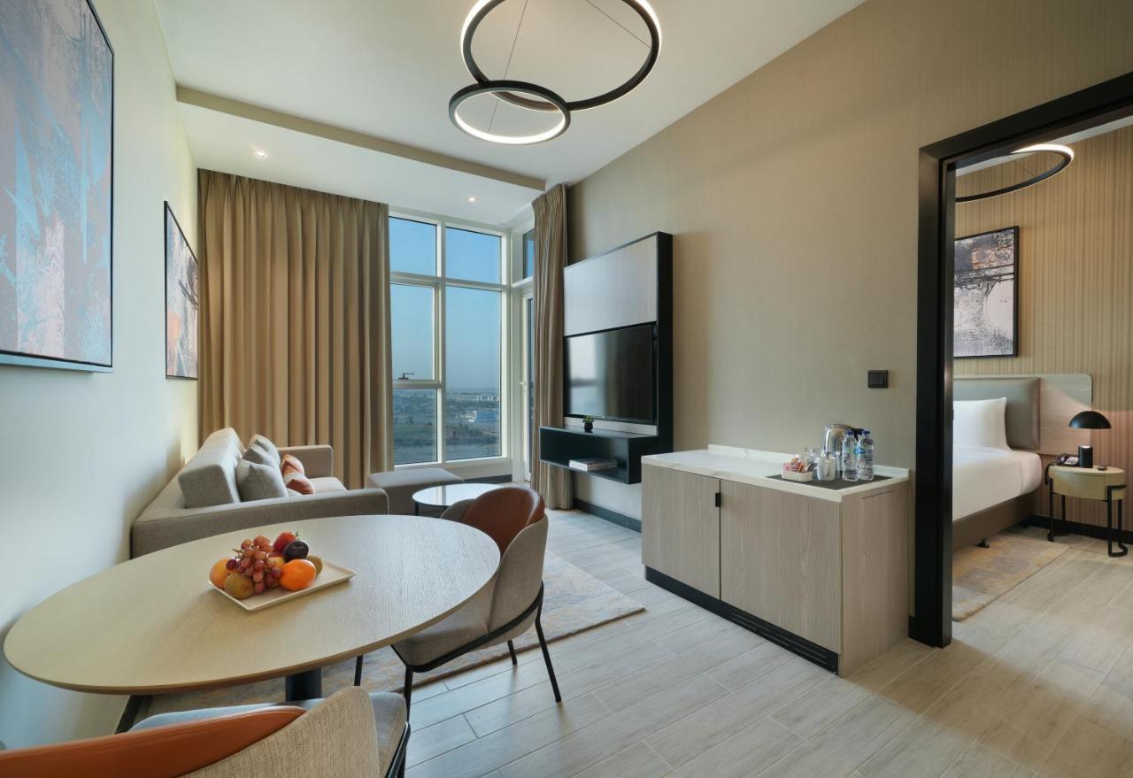 Damac Hills 2 Hotel, An Edge By Rotana Hotel Дубай Экстерьер фото